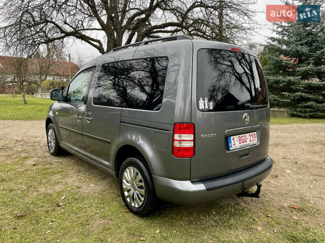 Серый Фольксваген Кадди, объемом двигателя 1.6 л и пробегом 243 тыс. км за 11950 $, фото 13 на Automoto.ua