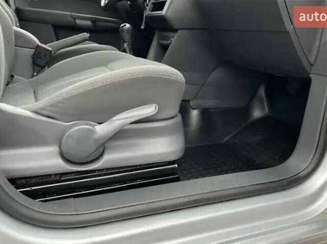 Серый Фольксваген Кадди, объемом двигателя 1.6 л и пробегом 298 тыс. км за 12500 $, фото 16 на Automoto.ua