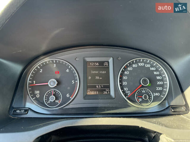 Серый Фольксваген Кадди, объемом двигателя 2 л и пробегом 274 тыс. км за 16300 $, фото 24 на Automoto.ua