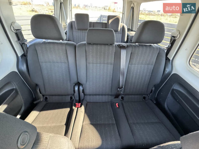 Серый Фольксваген Кадди, объемом двигателя 2 л и пробегом 274 тыс. км за 16300 $, фото 46 на Automoto.ua