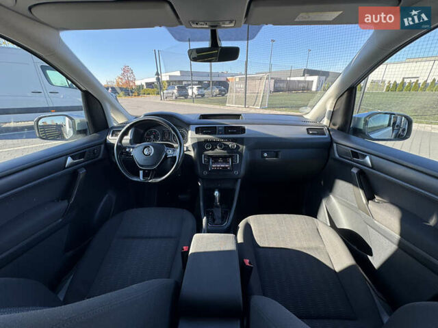 Серый Фольксваген Кадди, объемом двигателя 2 л и пробегом 274 тыс. км за 16300 $, фото 42 на Automoto.ua