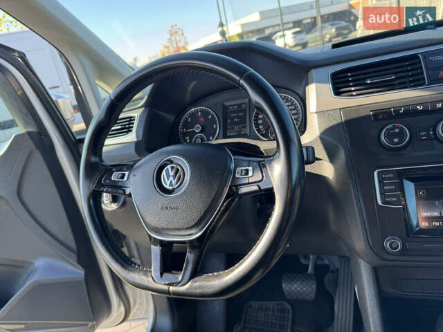 Серый Фольксваген Кадди, объемом двигателя 2 л и пробегом 274 тыс. км за 16300 $, фото 26 на Automoto.ua