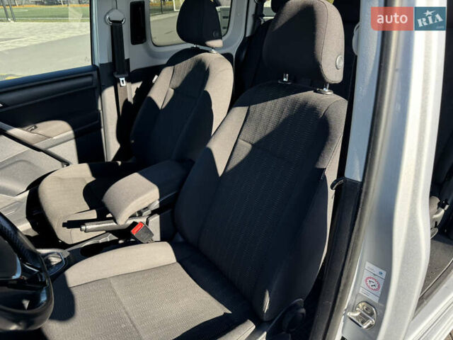 Серый Фольксваген Кадди, объемом двигателя 2 л и пробегом 274 тыс. км за 16300 $, фото 22 на Automoto.ua