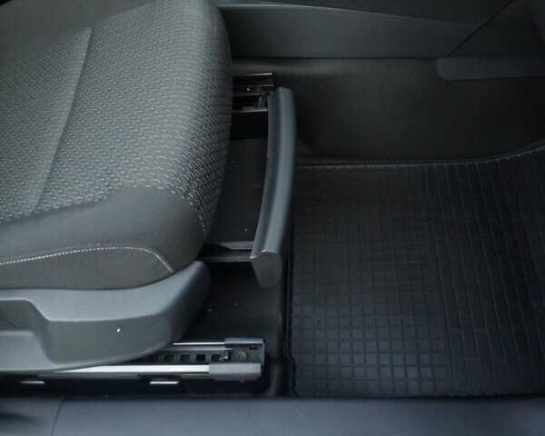 Серый Фольксваген Кадди, объемом двигателя 1.97 л и пробегом 271 тыс. км за 16500 $, фото 21 на Automoto.ua