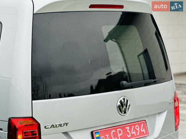 Сірий Фольксваген Кадді, об'ємом двигуна 2 л та пробігом 227 тис. км за 16450 $, фото 21 на Automoto.ua