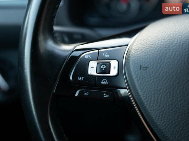 Серый Фольксваген Кадди, объемом двигателя 2 л и пробегом 231 тыс. км за 24800 $, фото 30 на Automoto.ua