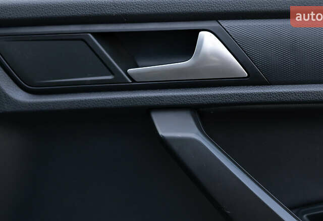 Серый Фольксваген Кадди, объемом двигателя 2 л и пробегом 231 тыс. км за 24800 $, фото 75 на Automoto.ua