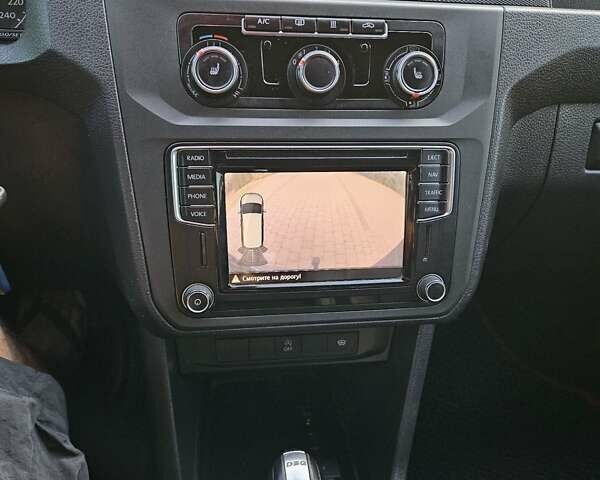 Серый Фольксваген Кадди, объемом двигателя 2 л и пробегом 235 тыс. км за 17000 $, фото 15 на Automoto.ua