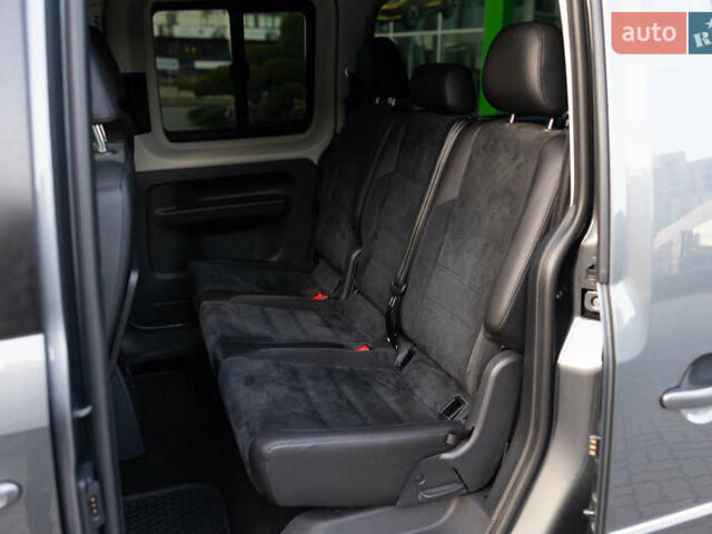 Серый Фольксваген Кадди, объемом двигателя 2 л и пробегом 231 тыс. км за 24800 $, фото 88 на Automoto.ua