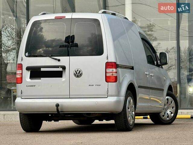 Серый Фольксваген Кадди, объемом двигателя 1.97 л и пробегом 230 тыс. км за 10800 $, фото 40 на Automoto.ua