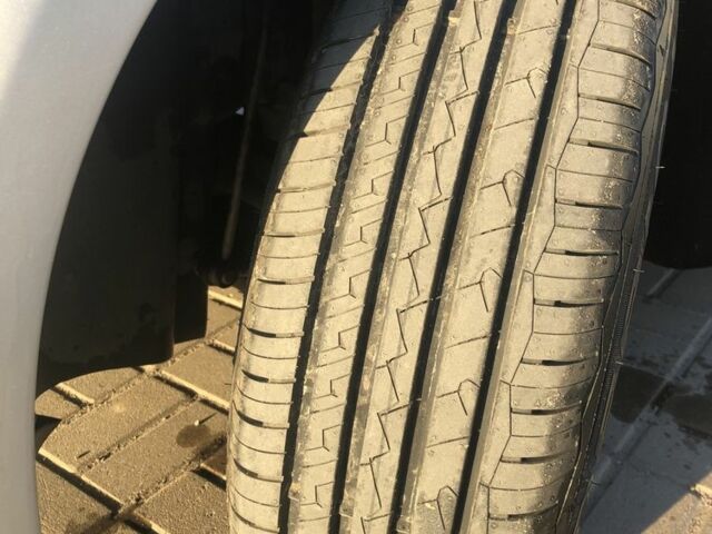 Серый Фольксваген Кадди, объемом двигателя 2 л и пробегом 290 тыс. км за 13900 $, фото 1 на Automoto.ua