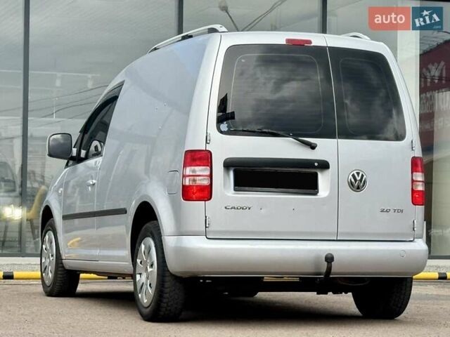 Серый Фольксваген Кадди, объемом двигателя 1.97 л и пробегом 230 тыс. км за 10800 $, фото 37 на Automoto.ua