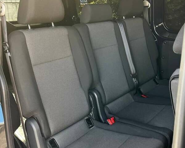 Сірий Фольксваген Кадді, об'ємом двигуна 1.97 л та пробігом 278 тис. км за 16200 $, фото 5 на Automoto.ua