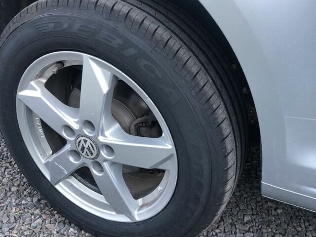 Серый Фольксваген Кадди, объемом двигателя 2 л и пробегом 290 тыс. км за 13900 $, фото 4 на Automoto.ua