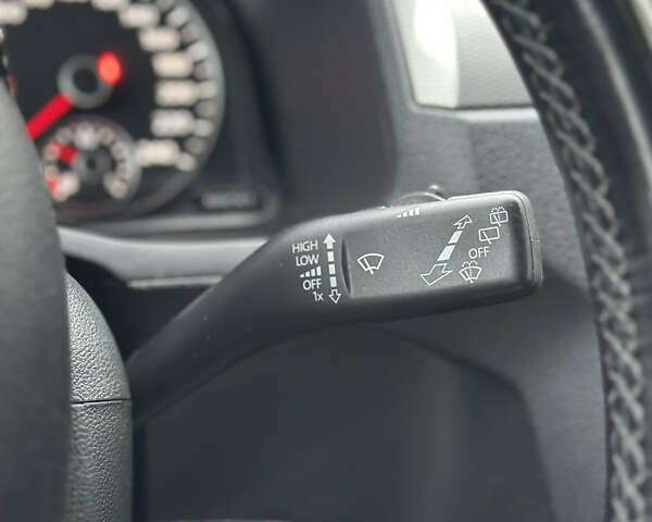 Сірий Фольксваген Кадді, об'ємом двигуна 2 л та пробігом 227 тис. км за 16450 $, фото 41 на Automoto.ua