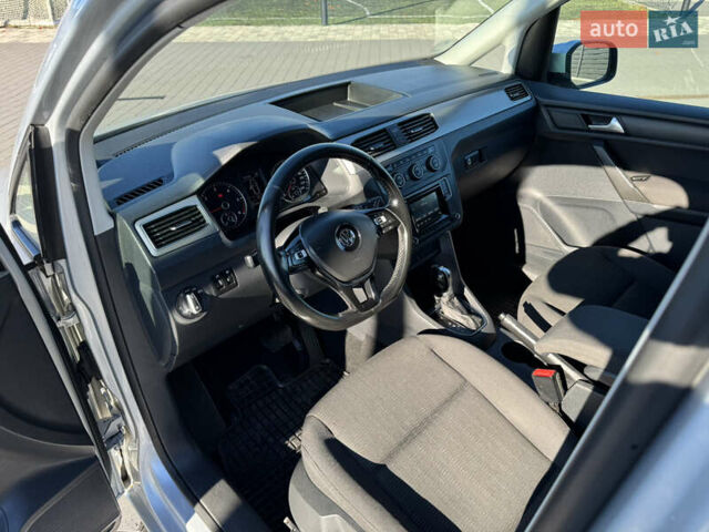 Серый Фольксваген Кадди, объемом двигателя 2 л и пробегом 274 тыс. км за 16300 $, фото 19 на Automoto.ua