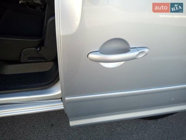 Серый Фольксваген Кадди, объемом двигателя 1.97 л и пробегом 271 тыс. км за 16500 $, фото 7 на Automoto.ua