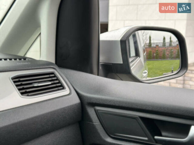 Сірий Фольксваген Кадді, об'ємом двигуна 2 л та пробігом 227 тис. км за 16450 $, фото 56 на Automoto.ua