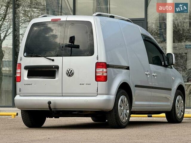 Серый Фольксваген Кадди, объемом двигателя 1.97 л и пробегом 230 тыс. км за 10800 $, фото 32 на Automoto.ua