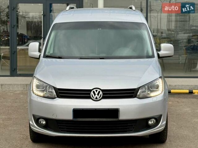 Серый Фольксваген Кадди, объемом двигателя 1.97 л и пробегом 230 тыс. км за 10800 $, фото 29 на Automoto.ua