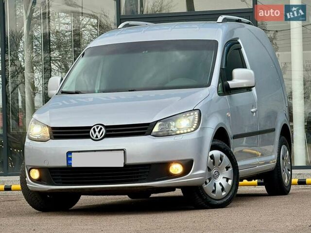 Серый Фольксваген Кадди, объемом двигателя 1.97 л и пробегом 230 тыс. км за 10800 $, фото 14 на Automoto.ua