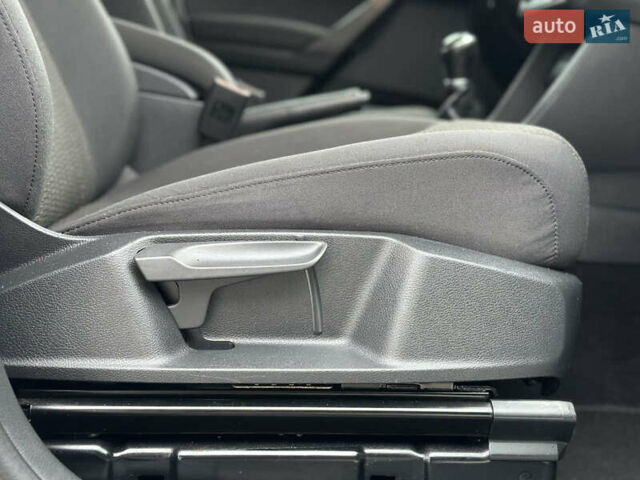 Сірий Фольксваген Кадді, об'ємом двигуна 2 л та пробігом 227 тис. км за 16450 $, фото 61 на Automoto.ua