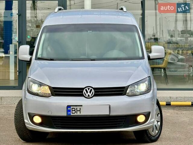 Серый Фольксваген Кадди, объемом двигателя 1.97 л и пробегом 230 тыс. км за 10800 $, фото 11 на Automoto.ua