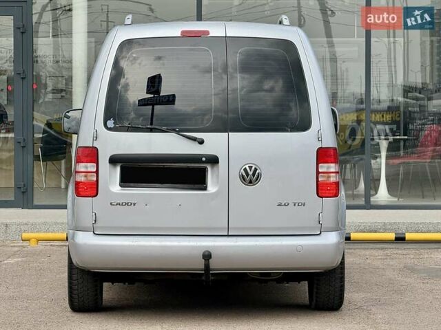 Серый Фольксваген Кадди, объемом двигателя 1.97 л и пробегом 230 тыс. км за 10800 $, фото 27 на Automoto.ua