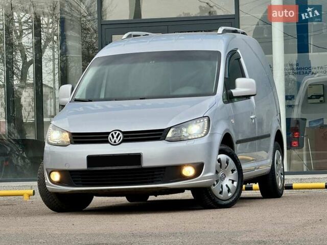 Серый Фольксваген Кадди, объемом двигателя 1.97 л и пробегом 230 тыс. км за 10800 $, фото 17 на Automoto.ua