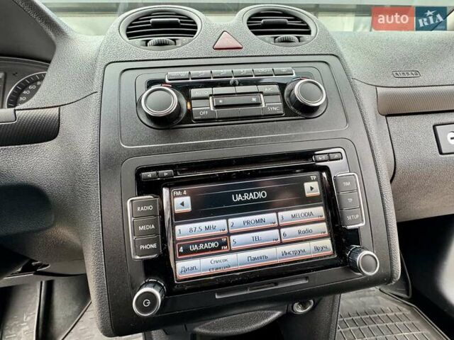 Серый Фольксваген Кадди, объемом двигателя 1.97 л и пробегом 230 тыс. км за 10800 $, фото 49 на Automoto.ua