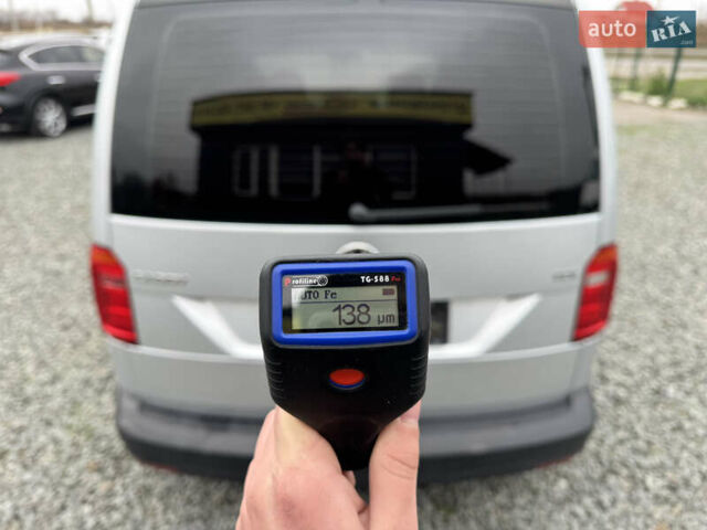 Серый Фольксваген Кадди, объемом двигателя 1.6 л и пробегом 209 тыс. км за 12400 $, фото 21 на Automoto.ua