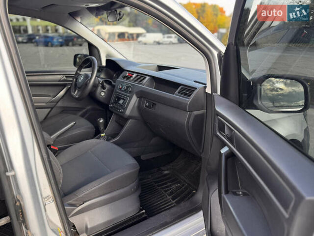 Серый Фольксваген Кадди, объемом двигателя 1.6 л и пробегом 210 тыс. км за 12900 $, фото 14 на Automoto.ua