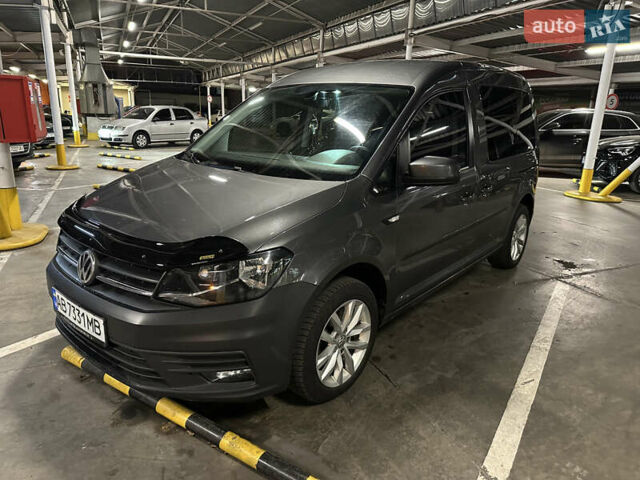 Серый Фольксваген Кадди, объемом двигателя 1.97 л и пробегом 151 тыс. км за 19700 $, фото 2 на Automoto.ua