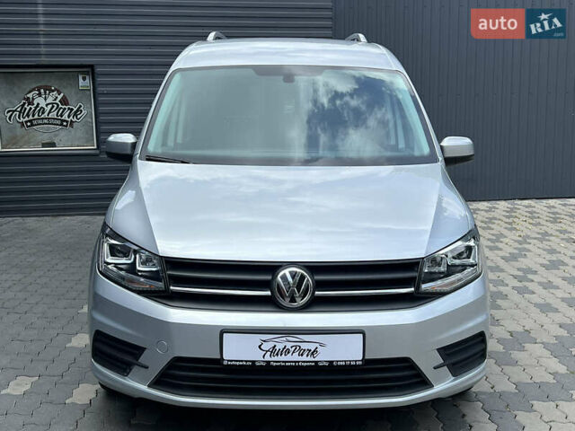 Серый Фольксваген Кадди, объемом двигателя 1.97 л и пробегом 232 тыс. км за 16700 $, фото 3 на Automoto.ua