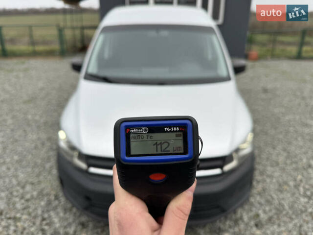 Серый Фольксваген Кадди, объемом двигателя 1.6 л и пробегом 209 тыс. км за 12400 $, фото 17 на Automoto.ua