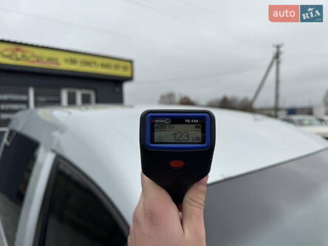 Серый Фольксваген Кадди, объемом двигателя 1.6 л и пробегом 209 тыс. км за 12400 $, фото 26 на Automoto.ua