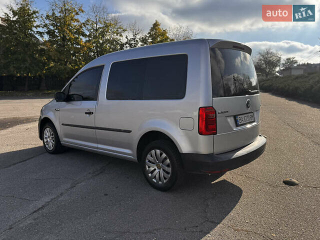 Серый Фольксваген Кадди, объемом двигателя 1.6 л и пробегом 210 тыс. км за 12900 $, фото 6 на Automoto.ua