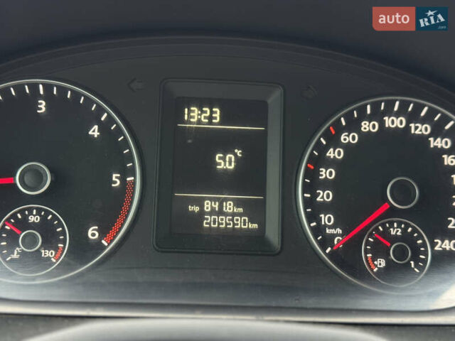 Серый Фольксваген Кадди, объемом двигателя 1.6 л и пробегом 209 тыс. км за 12400 $, фото 10 на Automoto.ua