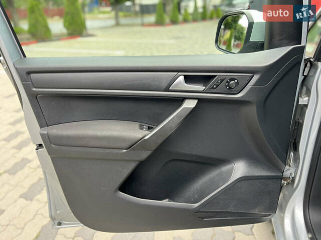 Серый Фольксваген Кадди, объемом двигателя 1.97 л и пробегом 232 тыс. км за 16700 $, фото 17 на Automoto.ua