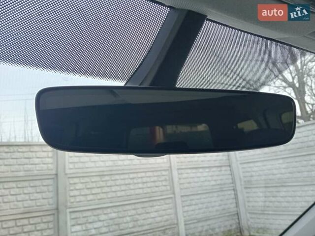 Серый Фольксваген Кадди, объемом двигателя 2 л и пробегом 242 тыс. км за 16500 $, фото 19 на Automoto.ua