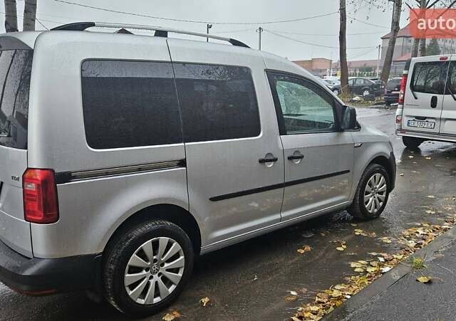 Серый Фольксваген Кадди, объемом двигателя 2 л и пробегом 264 тыс. км за 12900 $, фото 1 на Automoto.ua