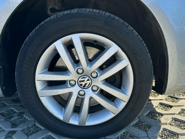 Серый Фольксваген Кадди, объемом двигателя 2 л и пробегом 132 тыс. км за 9200 $, фото 23 на Automoto.ua