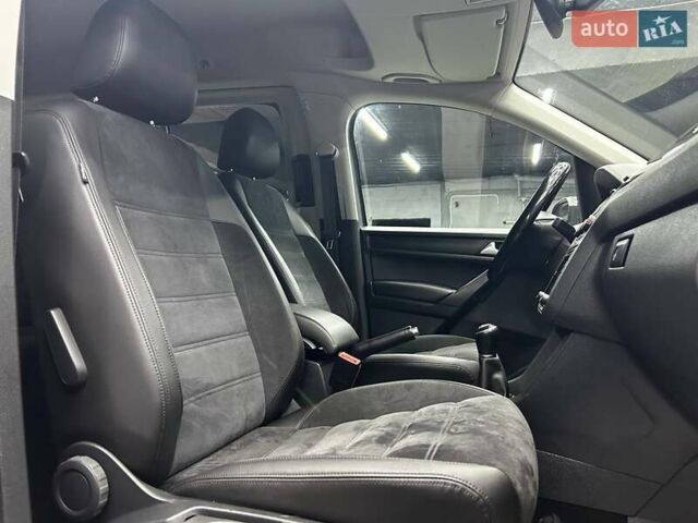 Сірий Фольксваген Кадді, об'ємом двигуна 1.97 л та пробігом 192 тис. км за 18800 $, фото 17 на Automoto.ua