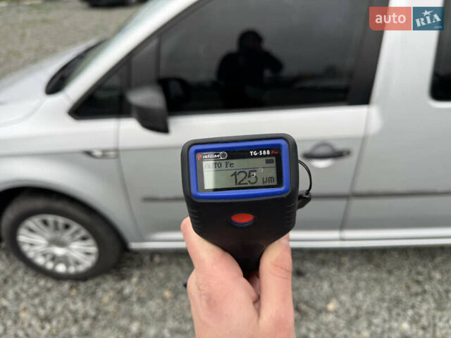 Серый Фольксваген Кадди, объемом двигателя 1.6 л и пробегом 209 тыс. км за 12400 $, фото 19 на Automoto.ua