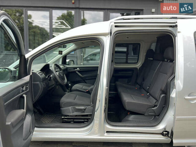 Серый Фольксваген Кадди, объемом двигателя 1.97 л и пробегом 232 тыс. км за 16700 $, фото 19 на Automoto.ua