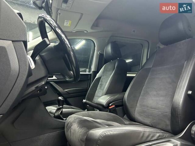 Сірий Фольксваген Кадді, об'ємом двигуна 1.97 л та пробігом 192 тис. км за 18800 $, фото 8 на Automoto.ua