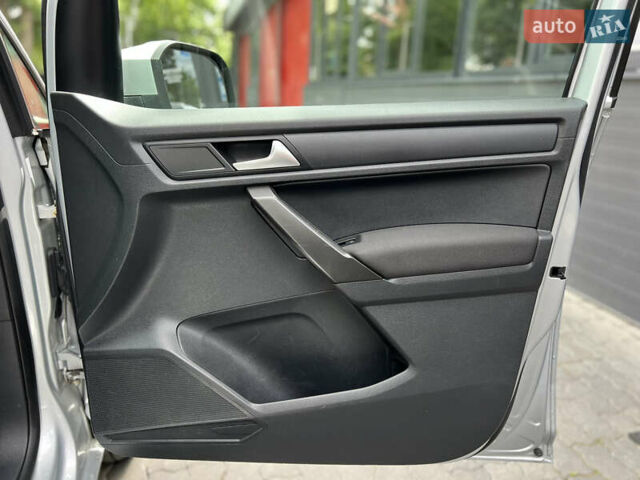 Серый Фольксваген Кадди, объемом двигателя 1.97 л и пробегом 232 тыс. км за 16700 $, фото 26 на Automoto.ua