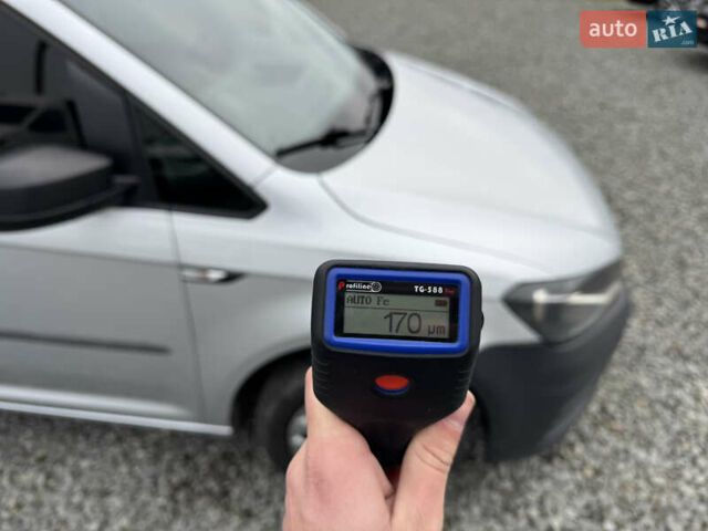 Серый Фольксваген Кадди, объемом двигателя 1.6 л и пробегом 209 тыс. км за 12400 $, фото 25 на Automoto.ua