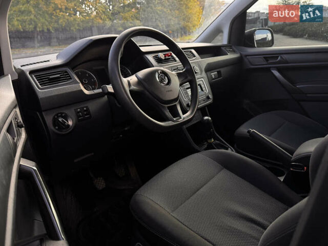 Серый Фольксваген Кадди, объемом двигателя 1.6 л и пробегом 210 тыс. км за 12900 $, фото 15 на Automoto.ua