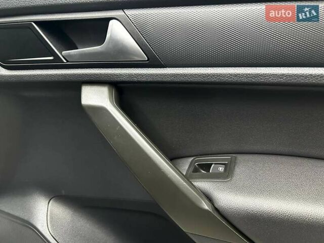 Сірий Фольксваген Кадді, об'ємом двигуна 1.97 л та пробігом 192 тис. км за 18800 $, фото 16 на Automoto.ua